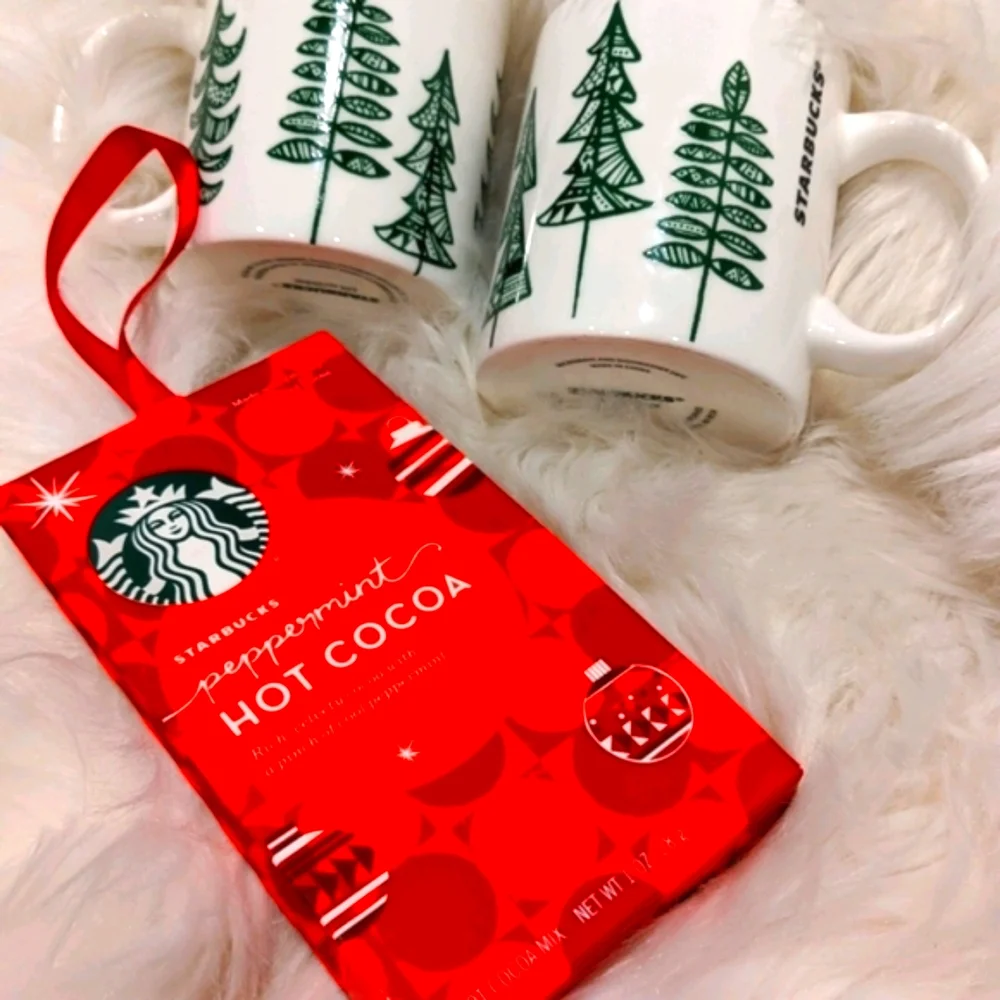 Starbucks 2015 Holiday Christmas Tree Hot Mug Set